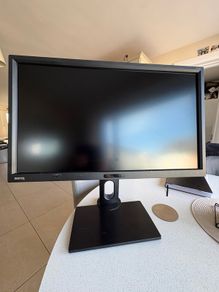 computer monitor