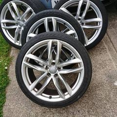 Original Audi RS6 Twin Spoke R20 Alloy Wheels And Centre Caps.