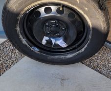 volkswagan  wheel size 16.