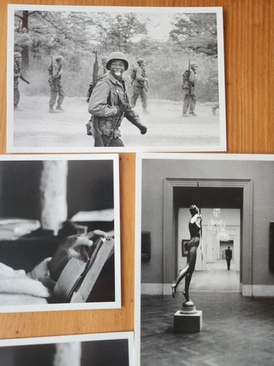 Postcards Black And White X 17 In Presentation Box.  All In Very Good Condition.