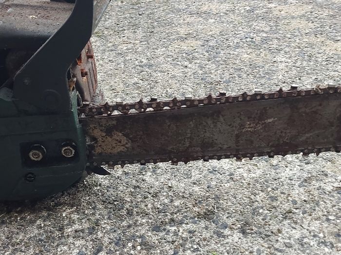PARKSIDE 117db Petrol Chainsaw, well used but still in very good condition, not tested