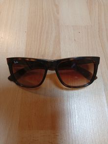 Ray-Ban Wayfarer Sunglasses