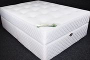 Bed 4ft 6 Double  Base and Mattress For Sale