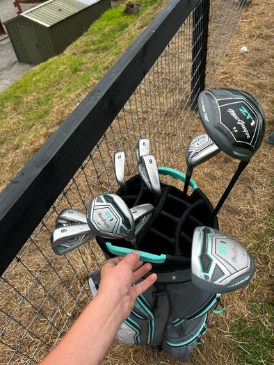 golf clubs