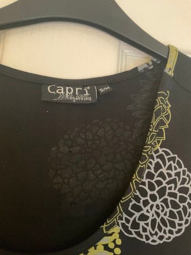Capri Clothing Black & Chartreuse Floral Long Sleeve Tunic
