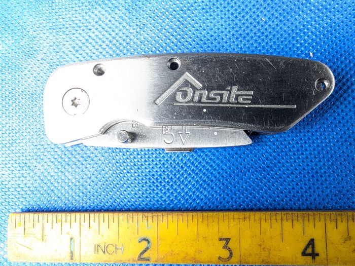Folding Utility Knife & Scraper