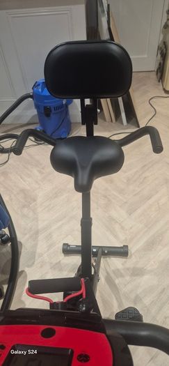Folding exercise bike