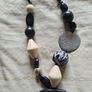 Black & White Necklace Image 4