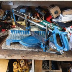 cross cut angle saw