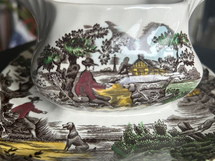 Myott The Hunter Gravy Boat