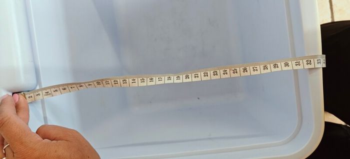 Rubbermaid Cooler box