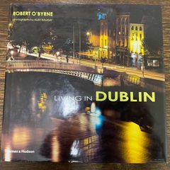 Living in Dublin 246 illustrations