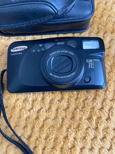 Camera - Vintage x 2 -Pentax & Samsung