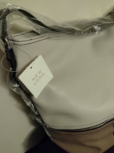 Handbag....includes Postage !!