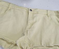 PRIMARK lemon denim shorts Sz 18UK (Fit 14-16UK)