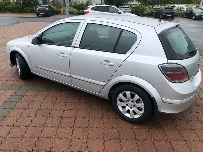 2008 Opel Astra