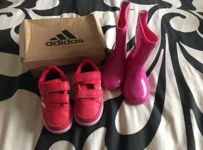 Girls adidas runners
