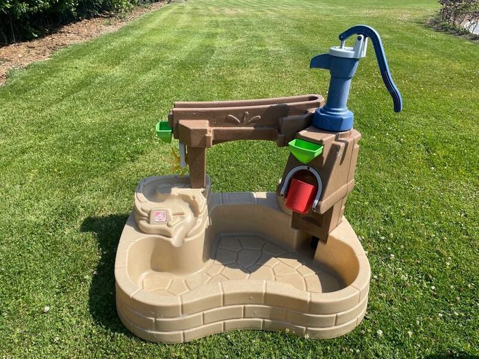Pump & Splash Discovery Water Pond Paddle pool