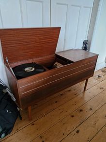 VINTAGE record player - bush radiogram SRG 191