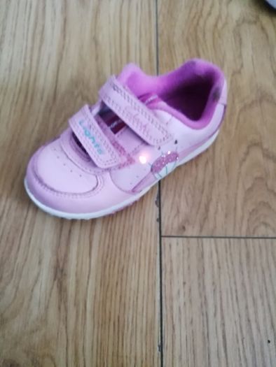Clarks trainers