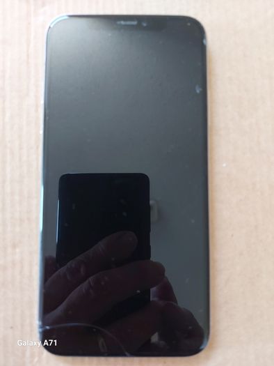 6 Mobile Phones for parts or repair, not powering on
