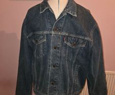 1992 Vintage Levi's Classic Jean Denim Trucker Button Up Jacket -XL size