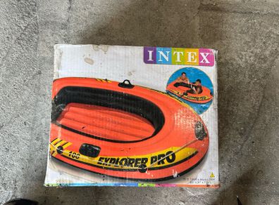 Explorer Pro Boat