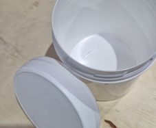 Plastic tubs