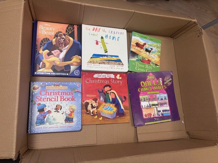 28 Children Books in Great Condition (3 euros each)