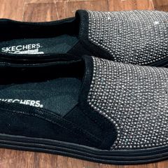 Skechers