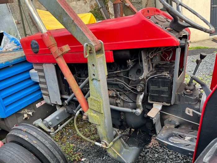 Massey Ferguson 165