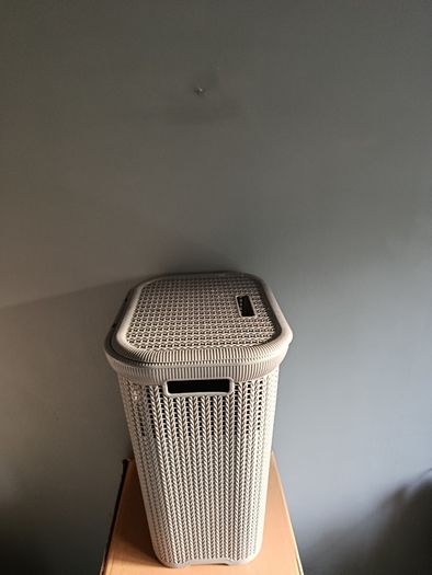 Laundry basket