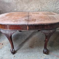 Chippendale Style Mahogany Dining Table Ball & Claw