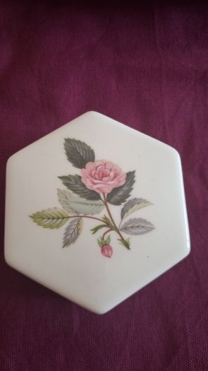 Wedgewood trinket box
