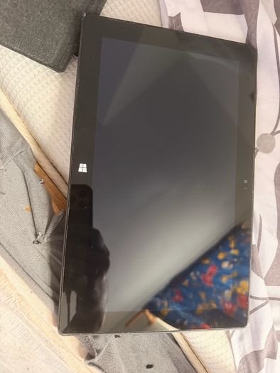 Microsoft Surface 10.6in windows RT