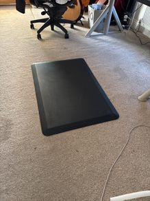 Fellows Standing Desk Matt to relieve pain