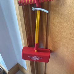 Kids hopper / jumping toy