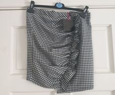 mini skirt