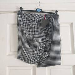 mini skirt