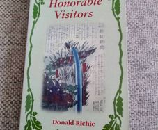 The Honourable Visitors by Donal Ritchie 2001 travel guide to Japan in very good condition FREE STANDARD POSTAGE INCLUDED