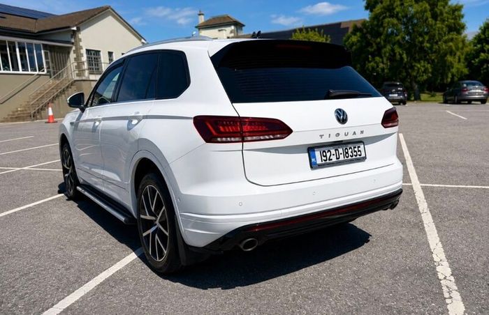 VW Touareg R-Line Kit 2019