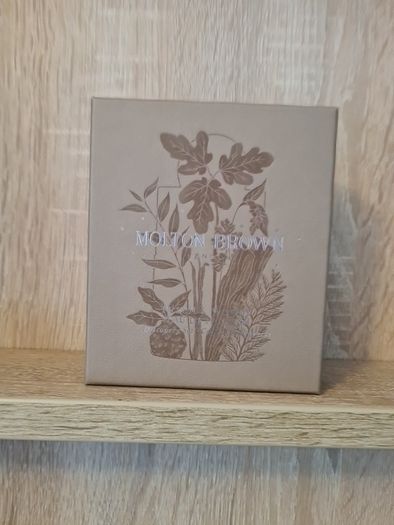 MOLTON BROWN Worth 56e Woody and Aromatic Eau de Parfum Discovery Set