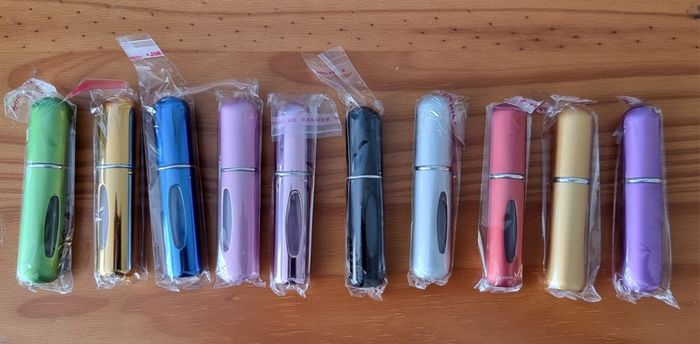 Travel Portable Perfume Spray Bottle, Empty. New
