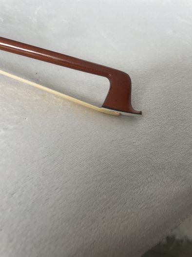 violin and  viola bows
