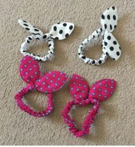 4 hair elastics