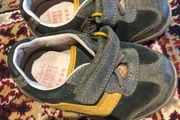 Baby leather shoes