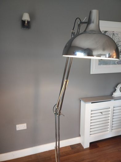 Floor lamp