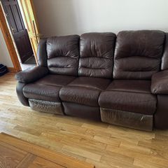 Couch and two armchairs (reclining)