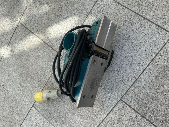 Makita planer