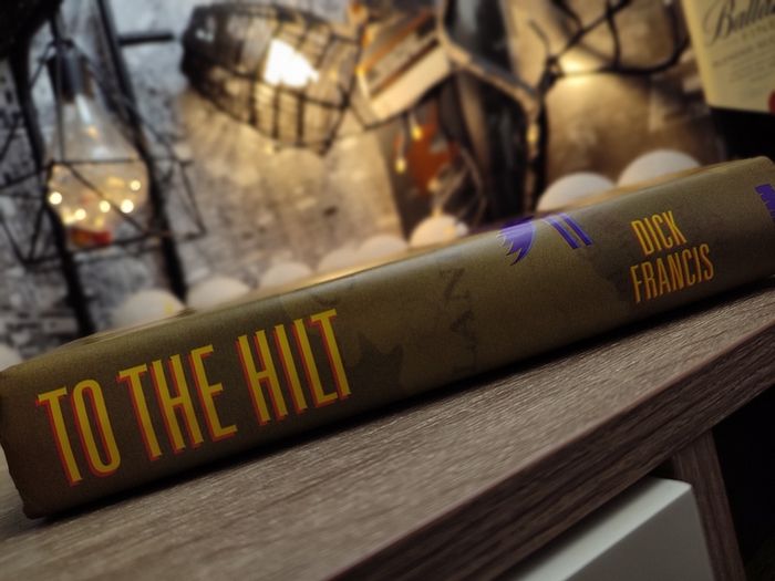 To the Hilt ! Hand Signed by Dick Francis ! First Printing ! Hardcover ! 1996 ! by Putnam Adult